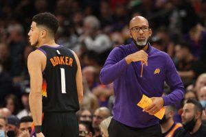 Monty Williams adota postura cautelosa sobre denúncias contra Sarver