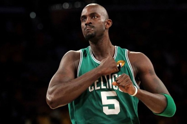 Celtics aposentar camisa Garnett