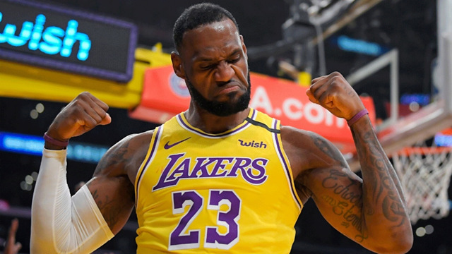 dona Lakers LeBron super-herói