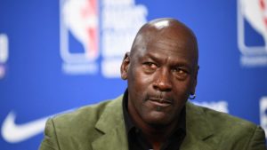 Michael Jordan irritado Lakers