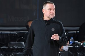 Malone Nuggets série rápida