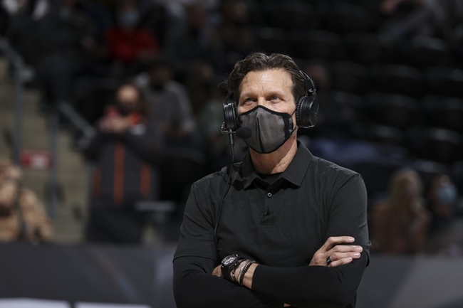 quin snyder jazz técnico