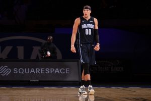 Aaron Gordon troca Nuggets