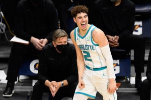 LaMelo Ball calouro