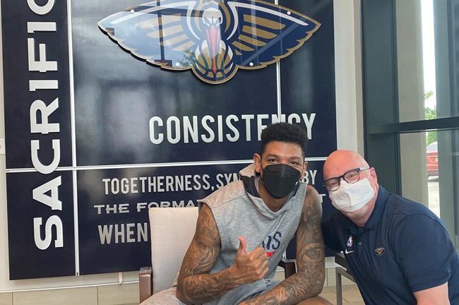 Didi contrato Pelicans