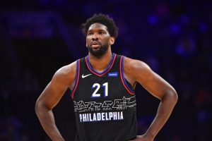 embiid desperdiçando carreira sixers