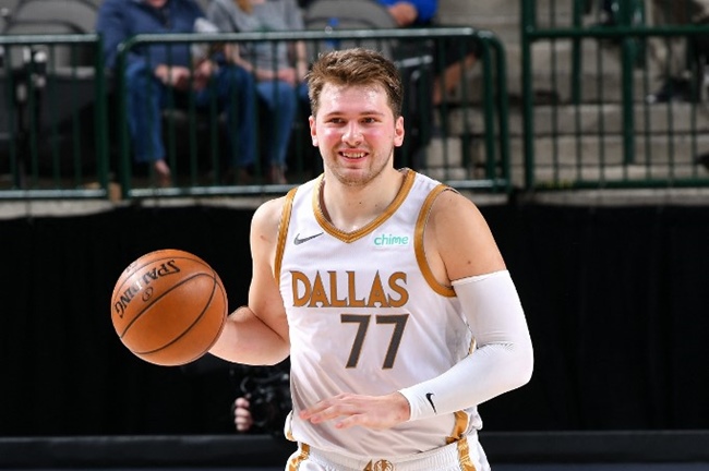 NBA 2021-22 Doncic Washington