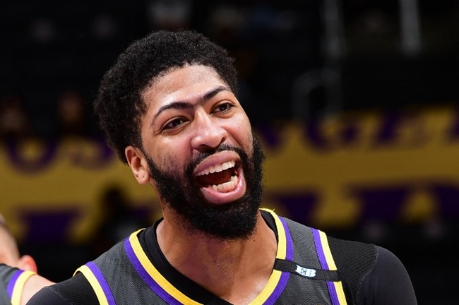 opções trocas Anthony Davis