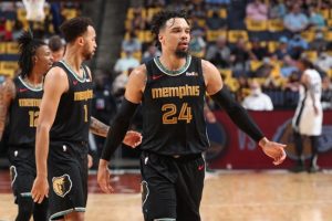 Dillon Brooks suspenso falta