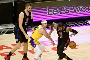 Clippers Lakers situação complicada