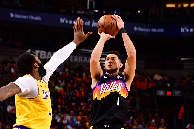 Suns massacra Lakers playoffs