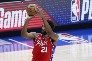 embiid sixers rivers liderança