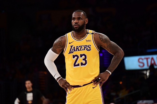 LeBron James lesão carreira