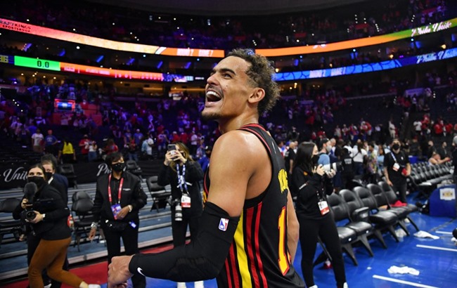 hawks satisfeito trae young