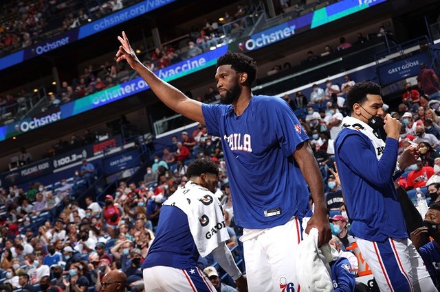 Embiid troca Sixers precisa