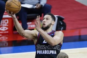 troca sixers simmons demorar