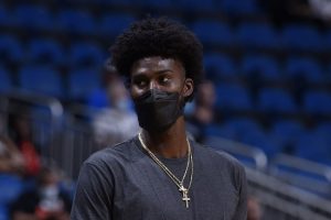 jonathan isaac negacionismo eua