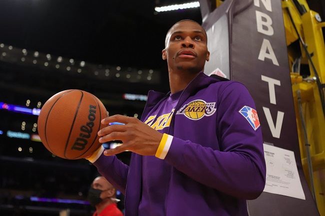 westbrook lakers reserva técnico