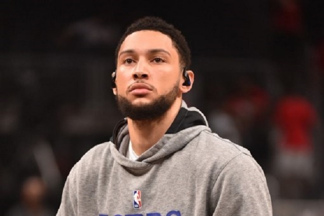 Ben Simmons multado Philadelphia