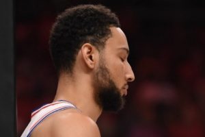 simmons sixers tensão ajuda