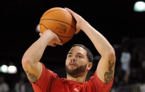 Deron Williams boxe