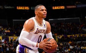 westbrook lakers troca