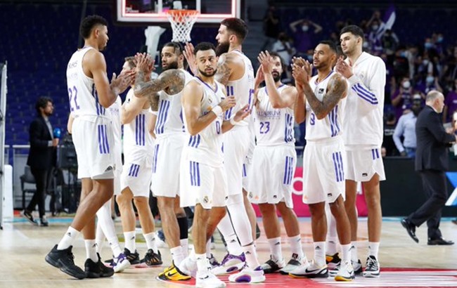 Real Madrid liderança ACB