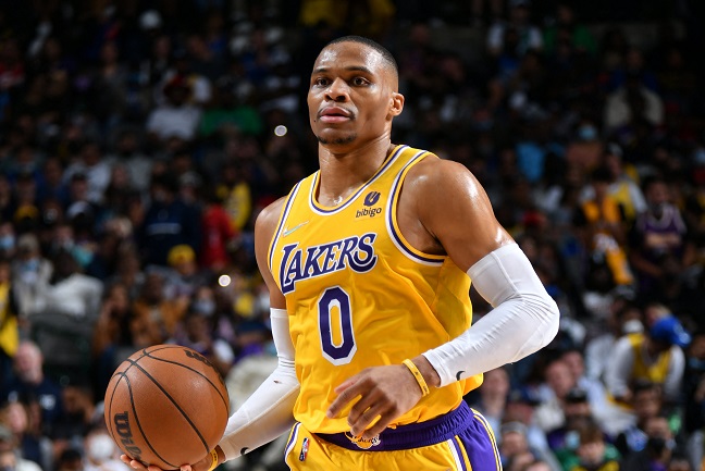 Russell Westbrook liberado jogar