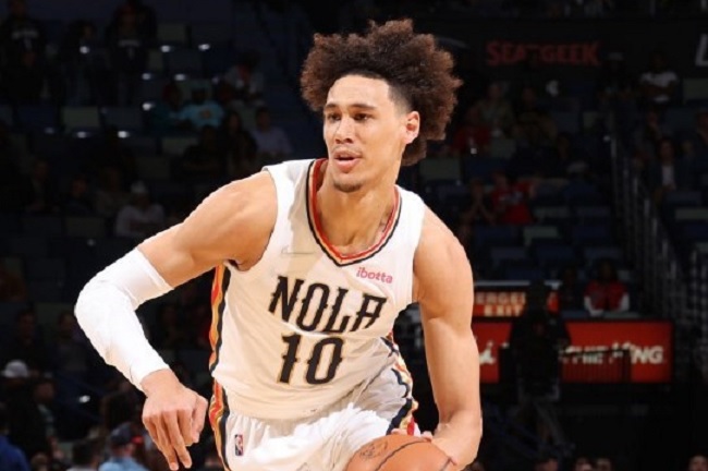 Jaxson Hayes violência doméstica