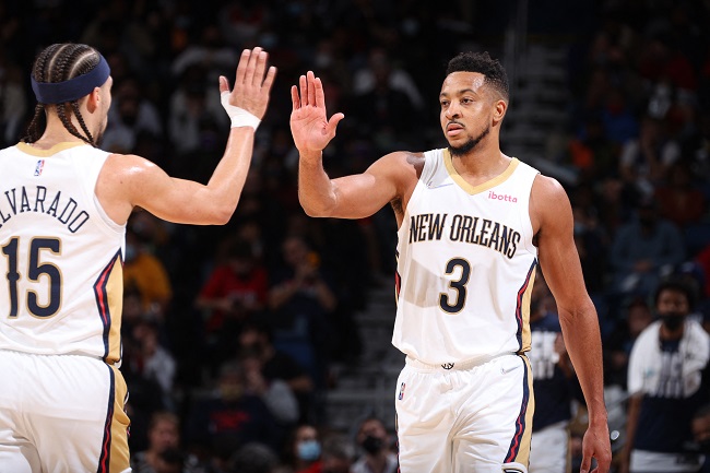 mccollum troca pelicans exames