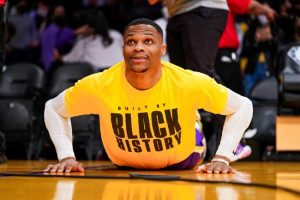 westbrook rockets lakers troca