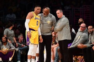 westbrook lakers permanência impossível