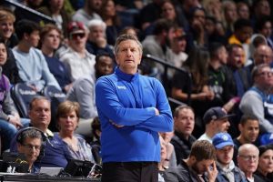 timberwolves técnico chris finch