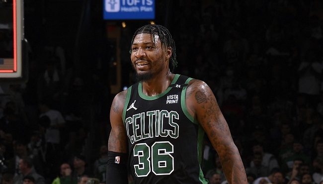 Marcus Smart defensor ano