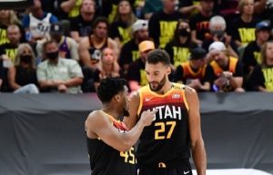 Utah Jazz desfazer elenco