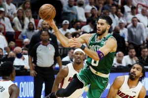 Tatum celtics heat finais