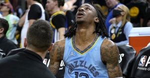 Morant culpa Poole lesão