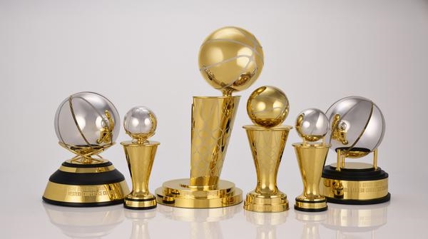 NBA troféus bird magic