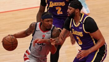 Bradley Beal troca lakers