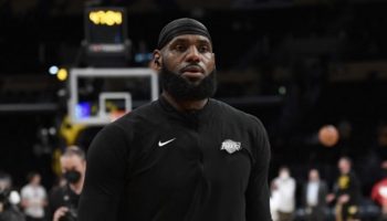LeBron James bilionário