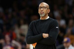 suns contrato monty williams