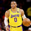 Lakers afastar Russell Westbrook