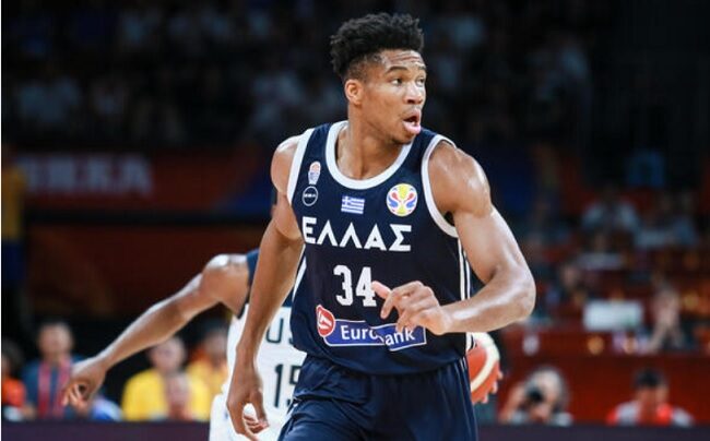 Giannis Antetokounmpo Grécia bucks