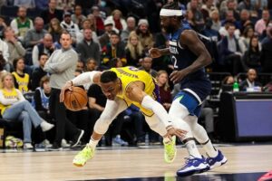 Lakers Jazz troca Beverley