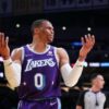 Lakers negociar Russell Westbrook