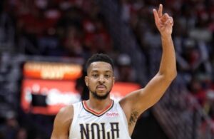 CJ McCollum extensão Pelicans