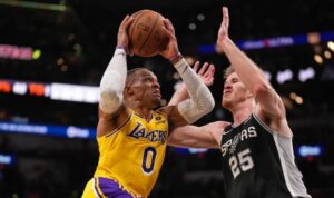 russell westbrook troca spurs