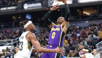 lakers pacers troca westbrook