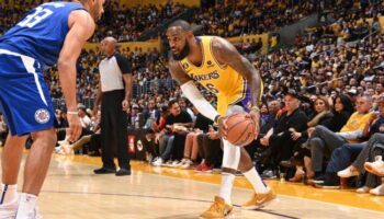 lakers pior aproveitamento três