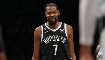 Kevin Durant Nets elenco